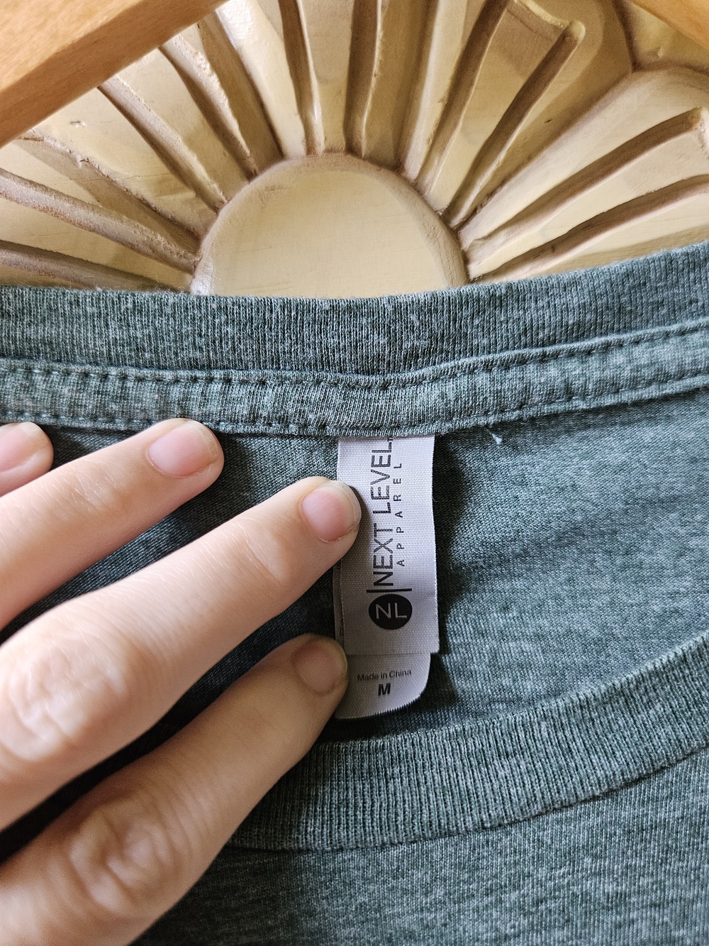 Citizen Green Graphic Crop Tee with Beignets Bubble - Picture 5 of 5